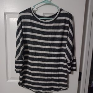Soft striped sweater 3/4 sleeve L